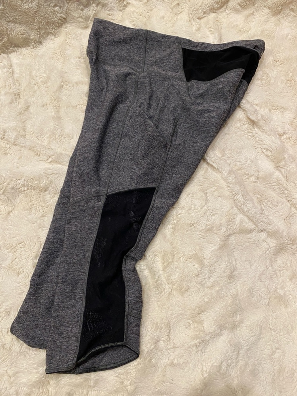 Lululemon Women's Gray and Black Capri Leggings size 10 with lace